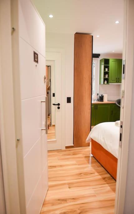 City Center 13 - Tirana Way Apartments Ngoại thất bức ảnh